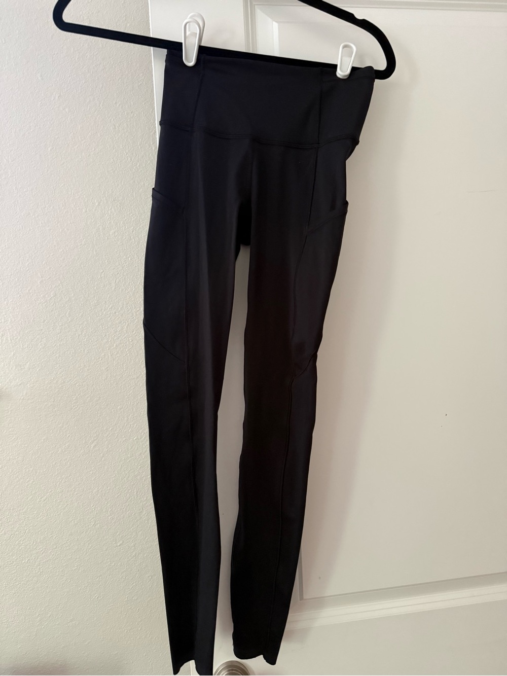Lululemon leggings black size 2, tags were removed.
